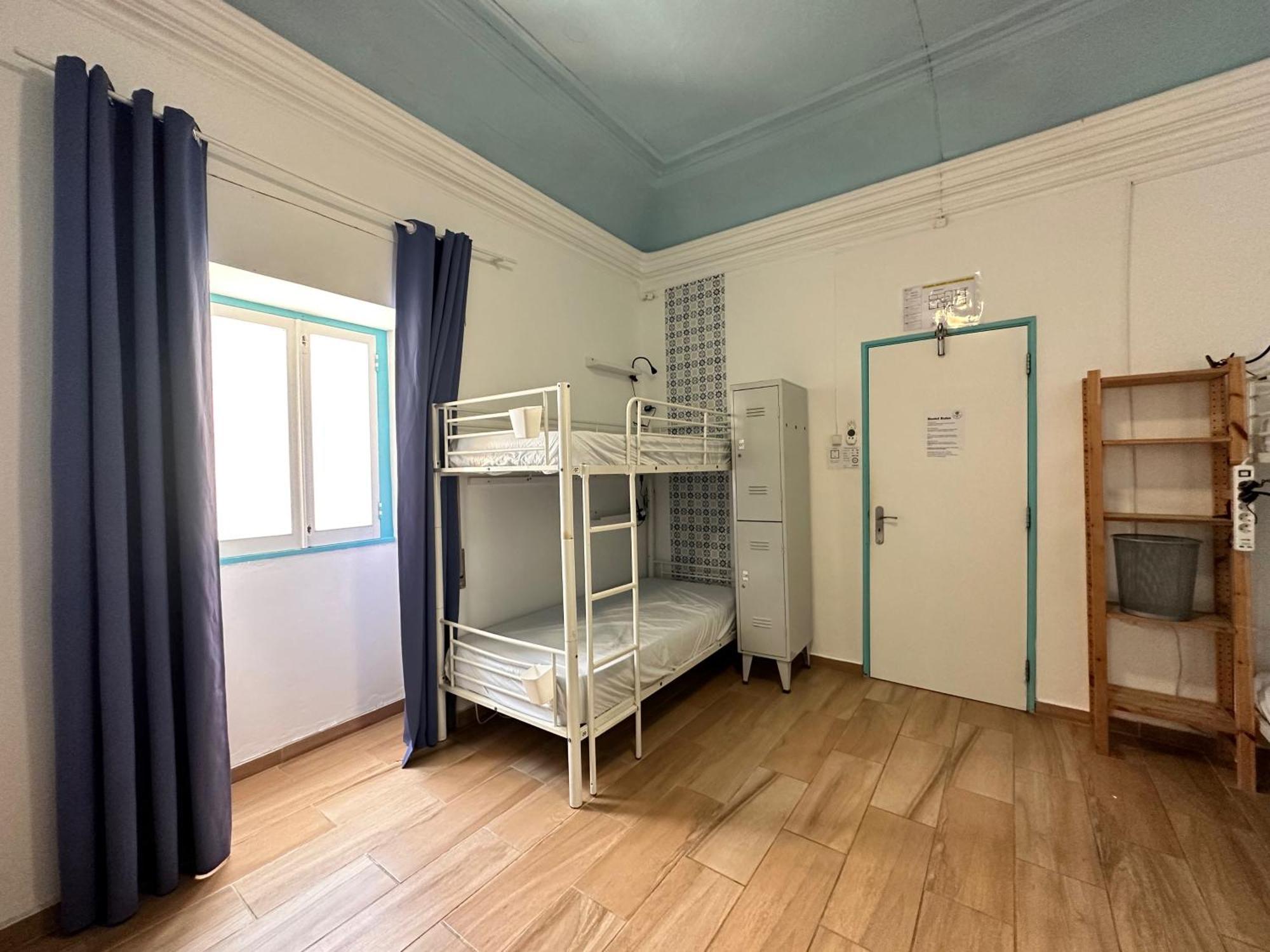 Orange Terrace Hostel Albufeira Pokoj fotografie