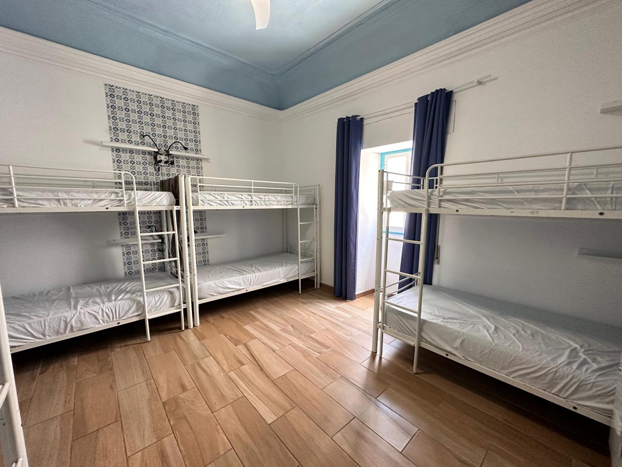 Orange Terrace Hostel Albufeira Pokoj fotografie